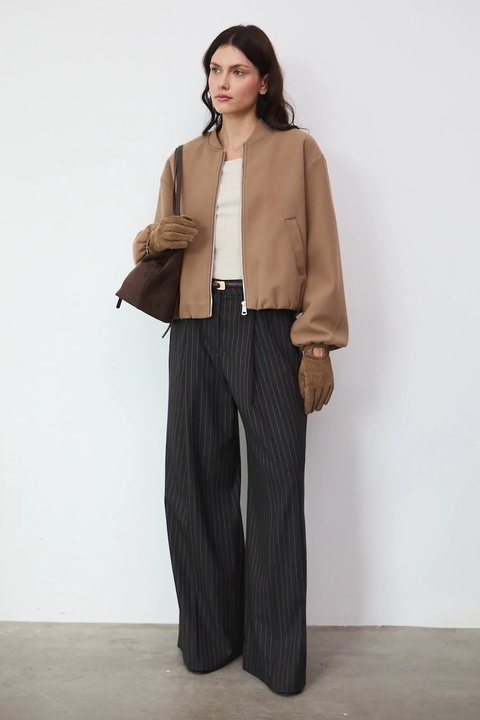 Medicine kurtka bomber kolor beżowy - zdjęcie produktu nr 1