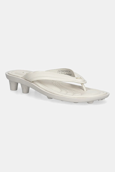 Puma japonki PUMA x FENTY damskie kolor beżowy na płaskim obcasie 404770 - zdjęcie produktu nr 1