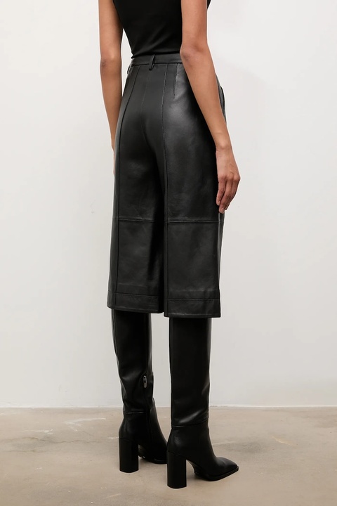 Answear.LAB spodnie skórzane damskie kolor czarny proste high waist - zdjęcie produktu nr 2
