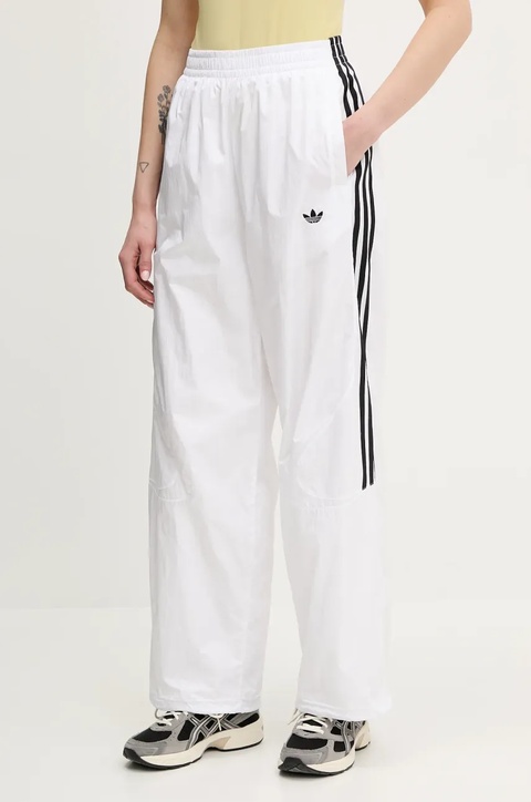 adidas Originals spodnie dresowe Teamgeist damskie kolor biały z aplikacją JD0257 - zdjęcie produktu nr 1