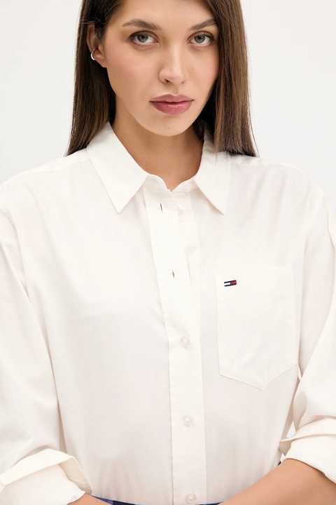 Tommy Jeans koszula bawełniana damska kolor beżowy relaxed z kołnierzykiem klasycznym DW0DW21451 - zdjęcie produktu nr 1