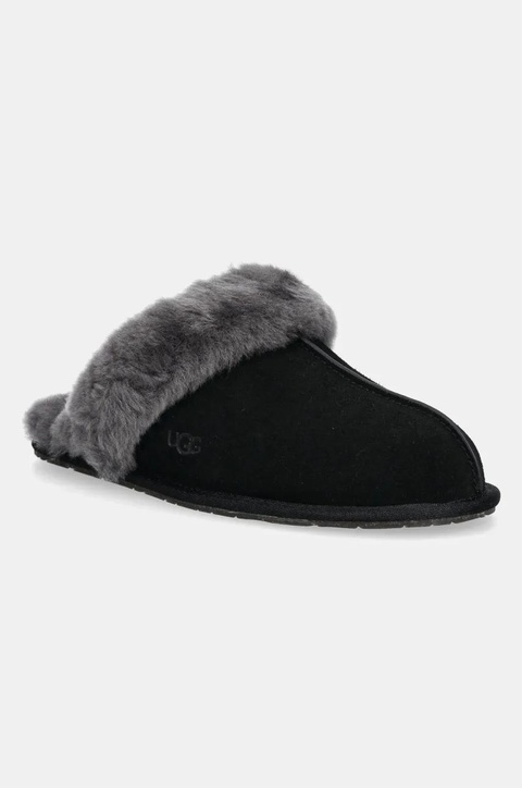 UGG - Kapcie zamszowe Scuffette II 1106872-BCGR - zdjęcie produktu nr 1