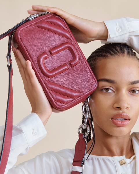 THE MARC JACOBS - Czerwona torebka The Moto Tote - zdjęcie produktu nr 1
