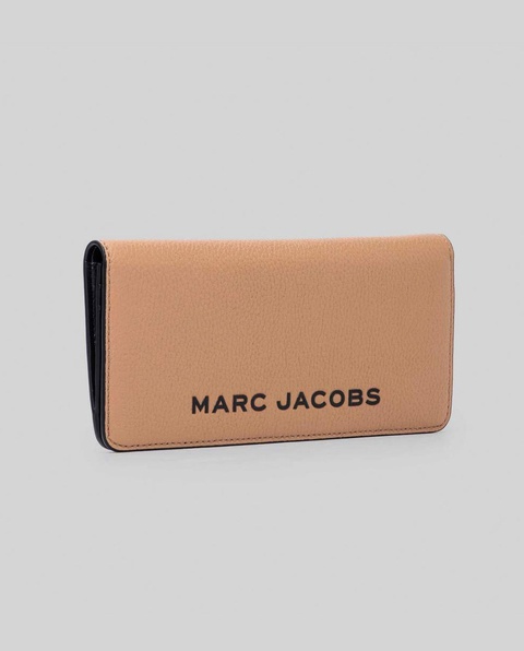THE MARC JACOBS - Brązowy portfel The Bold Open Face - zdjęcie produktu nr 1
