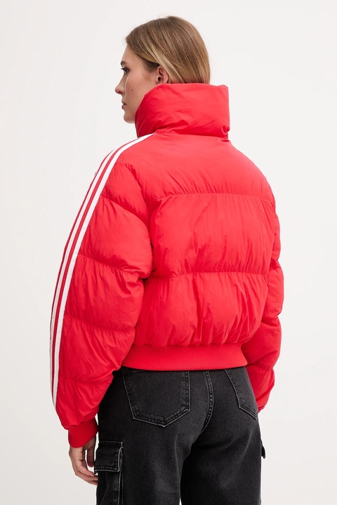 adidas Originals kurtka Cropped Puffer kolor czerwony przejściowa JX2966 - zdjęcie produktu nr 2