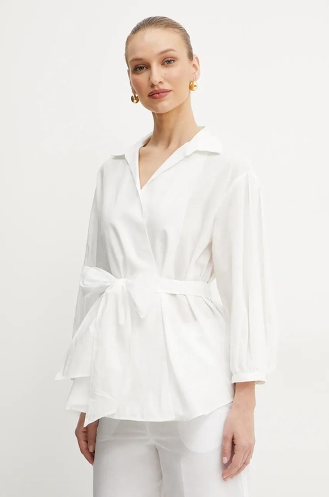Weekend Max Mara koszula z domieszką jedwabiu damska kolor biały relaxed z kołnierzykiem klasycznym 2515111142600 - zdjęcie produktu nr 1