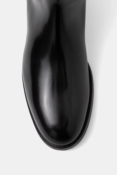 Emporio Armani kozaki skórzane damskie kolor czarny na płaskim obcasie EW002913 AF17517 UC001 - zdjęcie produktu nr 1