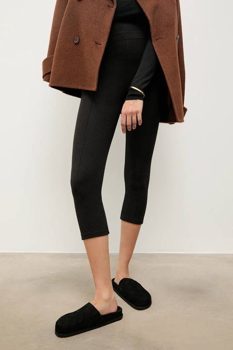 Answear.LAB kapcie zamszowe kolor czarny - zdjęcie produktu nr 1