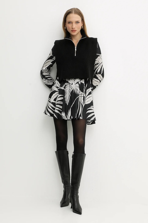 Morgan kamizelka damski kolor czarny z półgolfem 5COLA - zdjęcie produktu nr 2