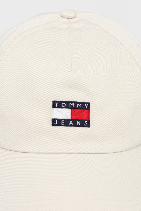 Tommy Jeans czapka z daszkiem bawełniana kolor beżowy z aplikacją AW0AW16991 - zdjęcie produktu nr 1