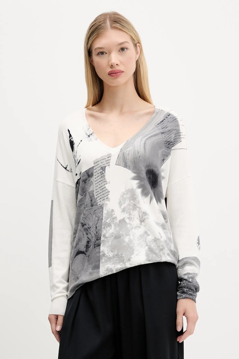 Desigual sweter GOTEMBURGO damski kolor beżowy lekki 25WWJF15 - zdjęcie produktu nr 1