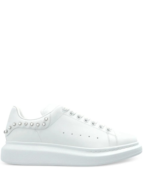 Alexander McQueen Oversized stud-embellished sneakers - White - zdjęcie produktu nr 1