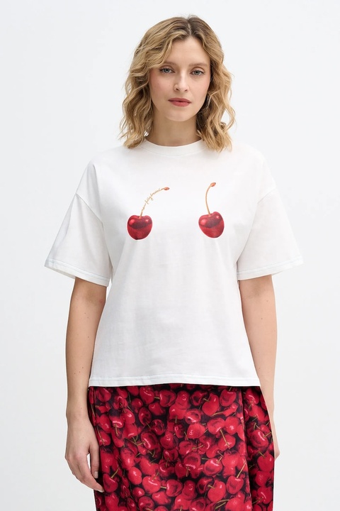 Never Fully Dressed t-shirt bawełniany Cherry Boob damski kolor beżowy NFDTO2024 - zdjęcie produktu nr 1
