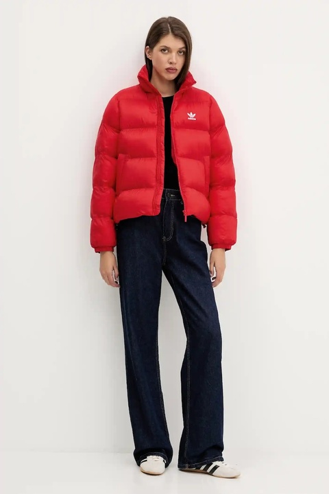 adidas Originals kurtka kolor czerwony zimowa JD0422 - zdjęcie produktu nr 2