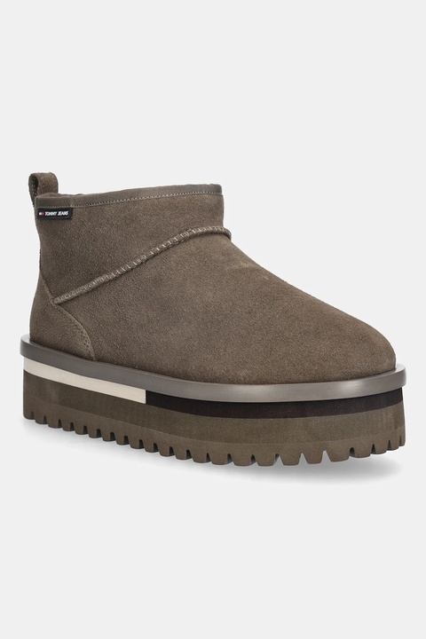 Tommy Jeans śniegowce zamszowe TJW FLATFORM SNOW BOOT SUEDE kolor zielony EN0EN02841 - zdjęcie produktu nr 1