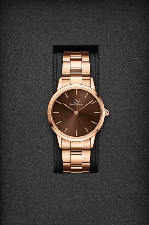 Daniel Wellington zegarek Iconic Link Amber 32 damski kolor złoty - zdjęcie produktu nr 2
