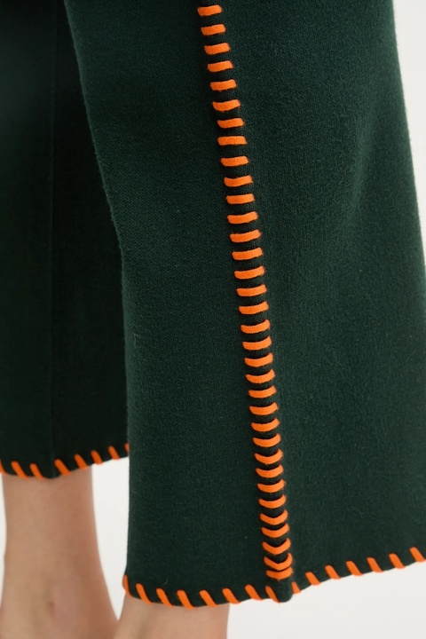 Never Fully Dressed spodnie damskie kolor zielony proste high waist NFDKN730 - zdjęcie produktu nr 1