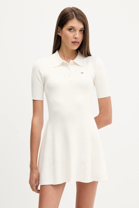 Tommy Jeans sukienka kolor beżowy mini rozkloszowana DW0DW21471 - zdjęcie produktu nr 1