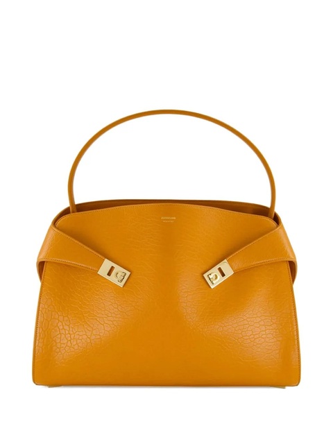 Ferragamo medium Hug maxi-grain leather shoulder bag - Orange - zdjęcie produktu nr 1