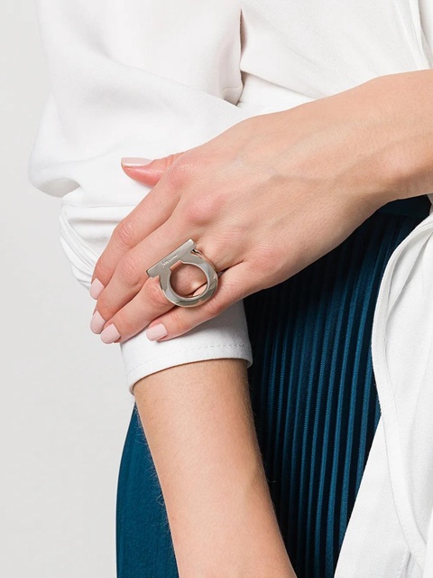 Ferragamo logo ring - Silver - zdjęcie produktu nr 1