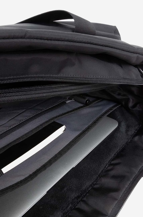 Eastpak torebka kolor czarny Cnnct F Satch EK0A5BEB5A2 EK0A5BEB5A2-CZARNY - zdjęcie produktu nr 2