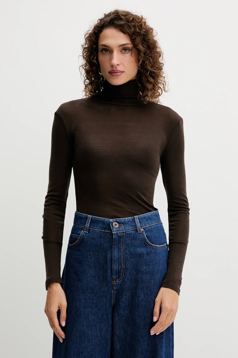 Weekend Max Mara longsleeve z dodatkiem wełny TESEO kolor brązowy z golfem 2525946052600 - zdjęcie produktu nr 1