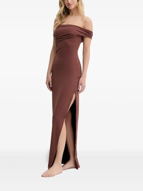 Bond-eye off-shoulder side-split maxi dress - Brown - zdjęcie produktu nr 1