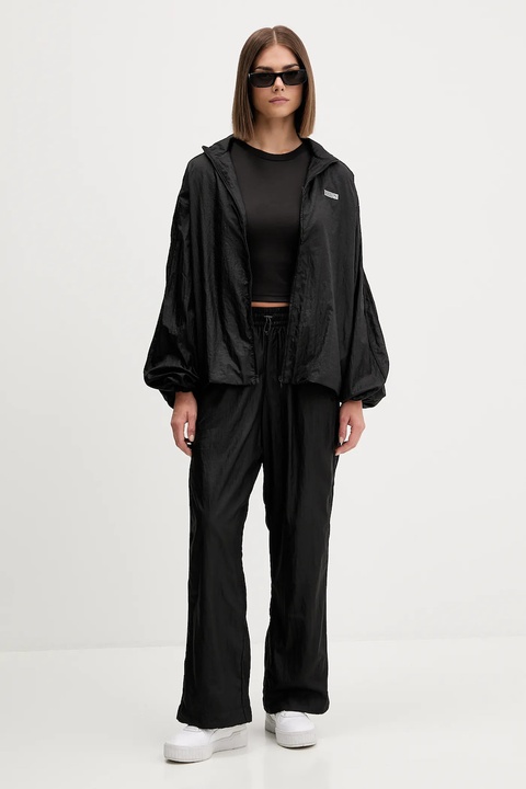 Puma spodnie dresowe PUMA x ROSÉ damskie kolor czarny gładkie 633796 - zdjęcie produktu nr 1