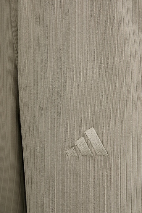 adidas spodnie dresowe All Szn Winterized damskie kolor zielony gładkie KA5352 - zdjęcie produktu nr 2