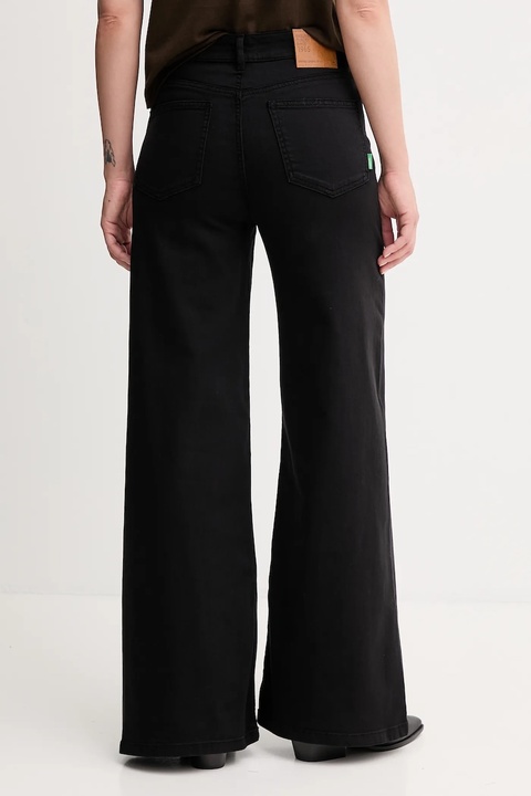 United Colors of Benetton jeansy damskie kolor czarny 4WDDDE029 - zdjęcie produktu nr 2