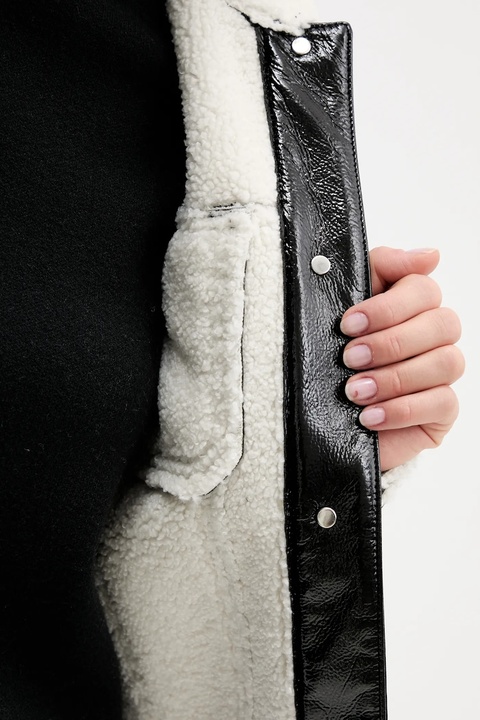 Karl Lagerfeld Jeans kurtka kolor czarny przejściowa A4W14054 - zdjęcie produktu nr 2