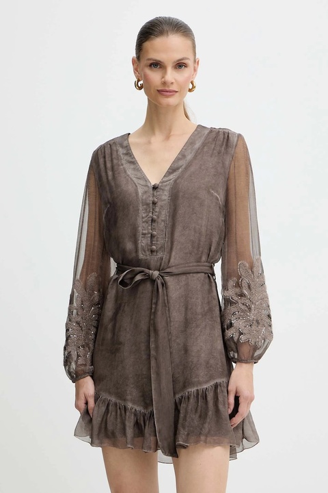 Guess sukienka z dodatkiem jedwabiu CAMILLA kolor brązowy mini prosta W5BK76 WE550 - zdjęcie produktu nr 1