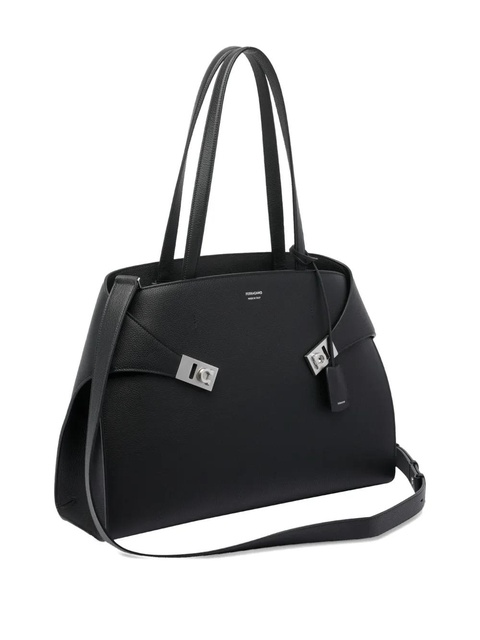Ferragamo Hug clasp-detail calfskin shoulder bag - Black - zdjęcie produktu nr 2