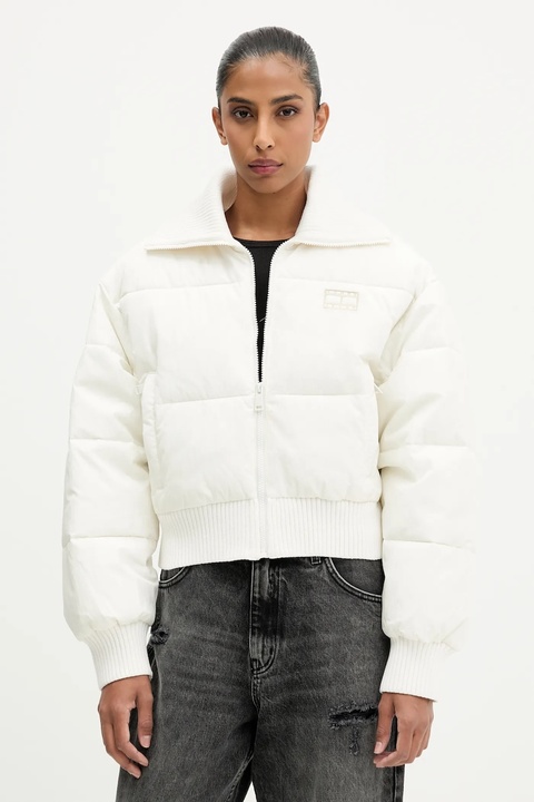 Tommy Jeans kurtka kolor beżowy zimowa oversize DW0DW21659 - zdjęcie produktu nr 1