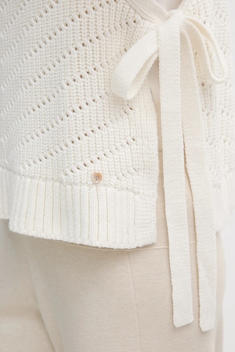Pedro del Hierro kamizelka z domieszką wełny damski kolor biały ciepły z półgolfem 5502017 - zdjęcie produktu nr 2