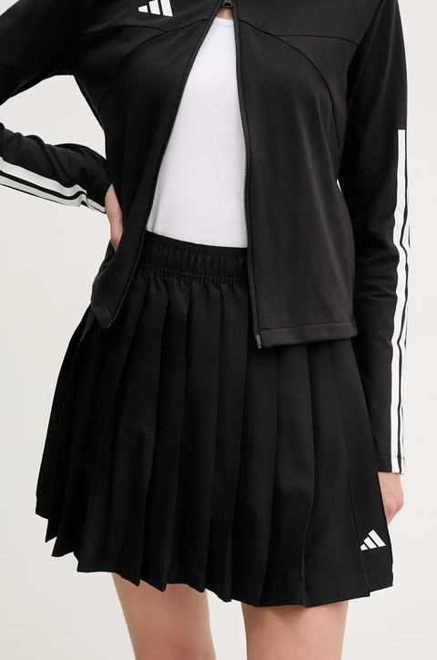 adidas spódnica Tiro kolor czarny mini rozkloszowana JG4100 - zdjęcie produktu nr 1
