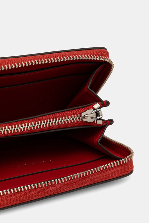 Tory Burch portfel skórzany Kira Croc Small Zip damski kolor czerwony 174401.600 - zdjęcie produktu nr 2