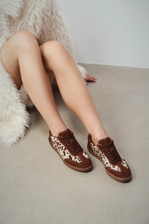 Medicine sneakersy zamszowe damskie kolor brązowy - zdjęcie produktu nr 1