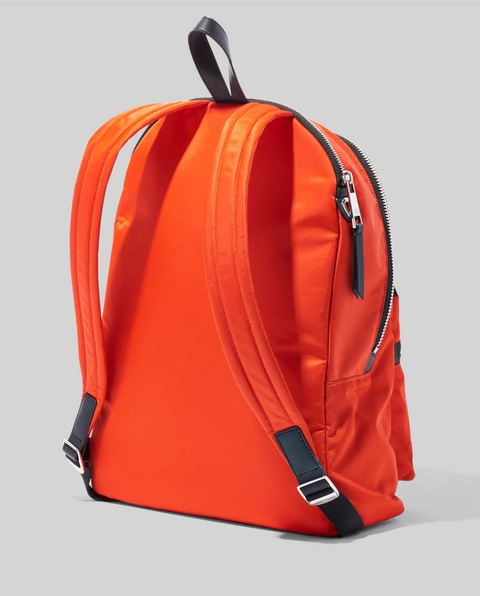 THE MARC JACOBS - Pomarańczowy plecak The Zipper Backpack - zdjęcie produktu nr 1