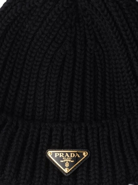Prada triangle-logo knitted beanie hat - Black - zdjęcie produktu nr 1