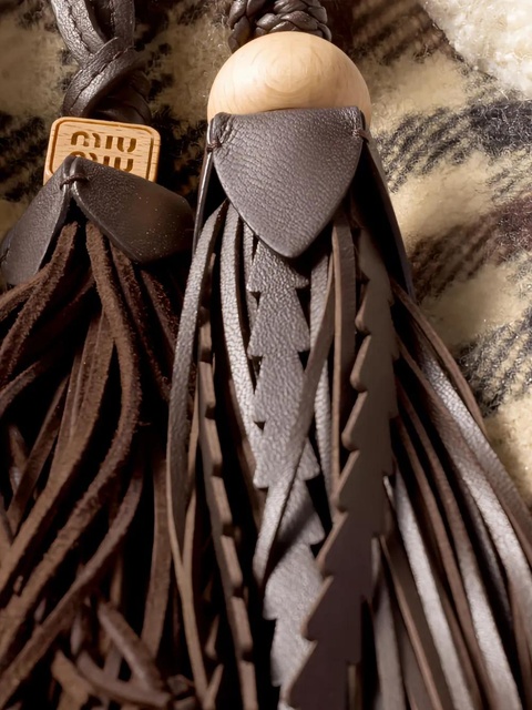 Miu Miu checked -pattern shoulder bag - Neutrals - zdjęcie produktu nr 2