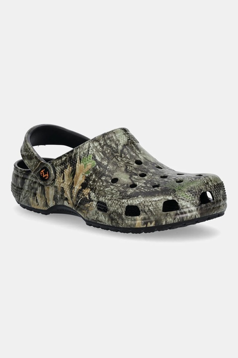 Crocs klapki Classic Realtree Apx Clog kolor zielony 210099.0H - zdjęcie produktu nr 1