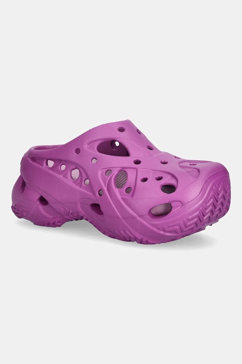 Crocs klapki Caged W Clog damskie kolor fioletowy na platformie 211141 - zdjęcie produktu nr 1