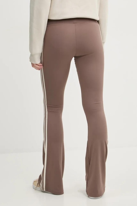 adidas Originals spodnie dresowe FLARED LEGGINGS kolor beżowy z aplikacją JD4601 - zdjęcie produktu nr 2