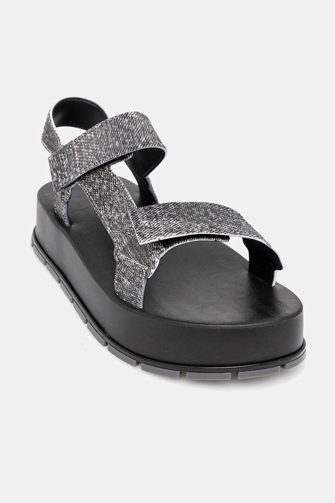 Melissa sandały FLOWING PLATFORM DENIM damskie kolor czarny na platformie M 36132 - zdjęcie produktu nr 1