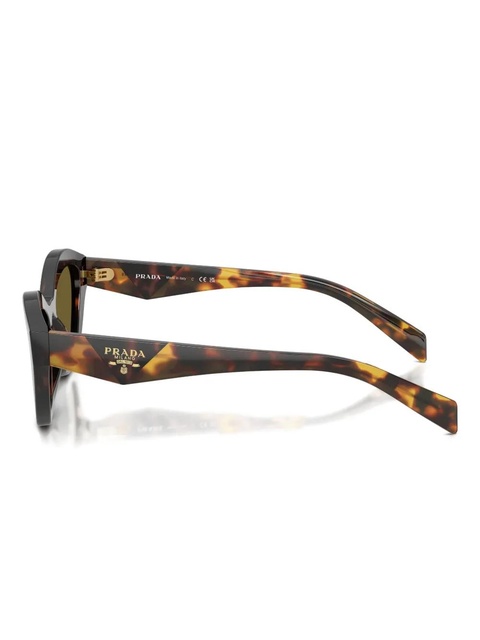 Prada Eyewear logo-detail cat-eye sunglasses - Brown - zdjęcie produktu nr 2