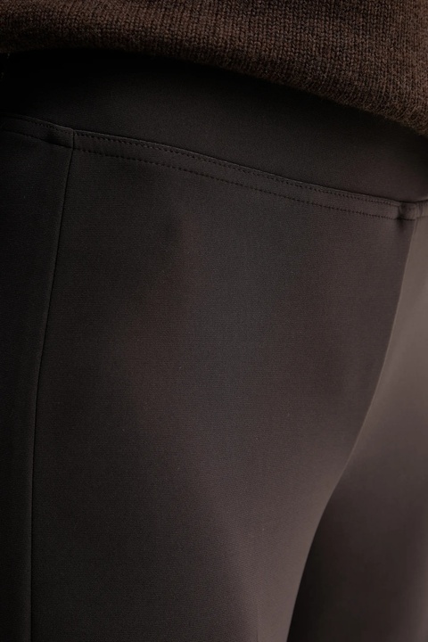 Joseph Ribkoff spodnie damskie kolor brązowy proste high waist 153088F25 - zdjęcie produktu nr 2