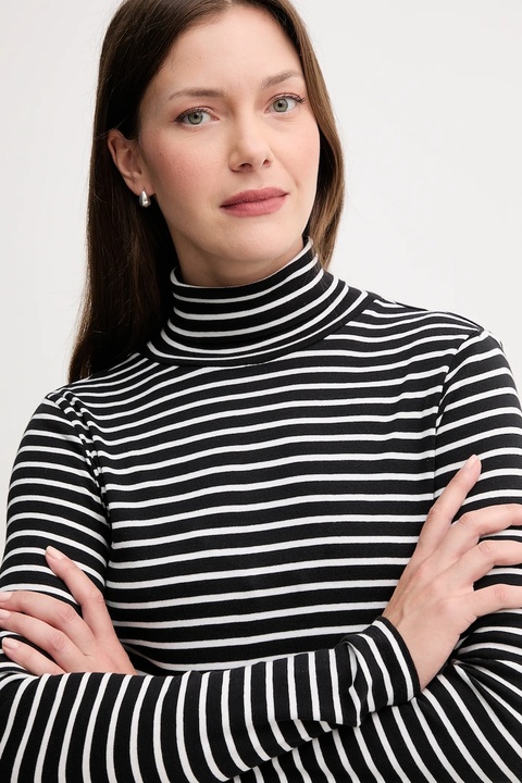 United Colors of Benetton longsleeve bawełniany kolor czarny z golfem 30YSE2225 - zdjęcie produktu nr 2