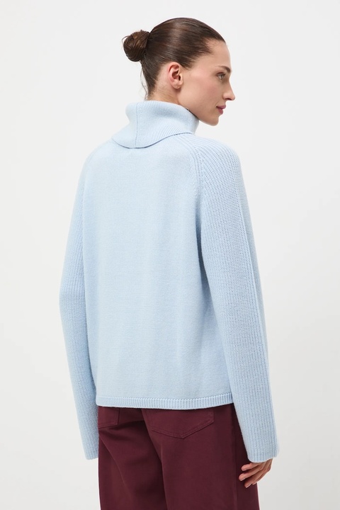 Medicine sweter z wełny merino kolor niebieski z golfem - zdjęcie produktu nr 2