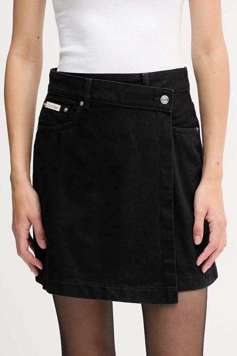 Calvin Klein Jeans spódnica jeansowa kolor czarny mini rozkloszowana LV047D777G - zdjęcie produktu nr 2